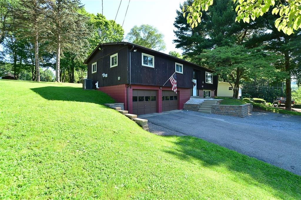 115 Denny Road Valencia, PA 16059 - Photo 2 of 17 Gallery Image 2