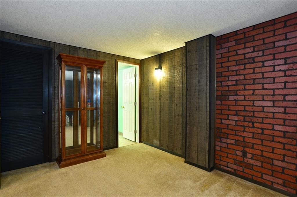 115 Denny Road Valencia, PA 16059 - Photo 14 of 17 Gallery Image 14