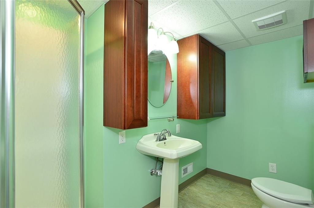 115 Denny Road Valencia, PA 16059 - Photo 15 of 17 Gallery Image 15