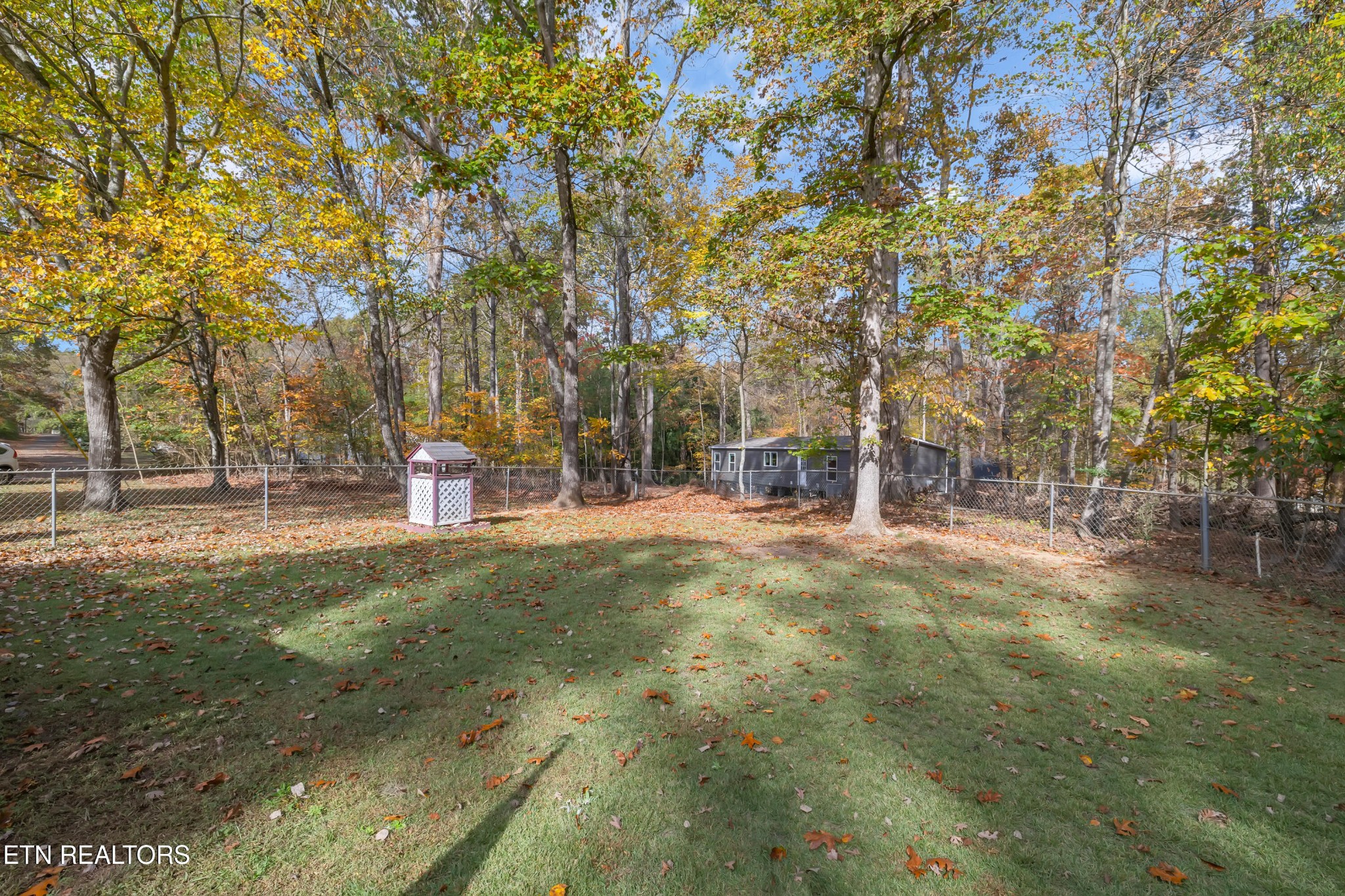 329 Ridge Circle Kingston, TN 37763 - Photo 15 of 16 Gallery Image 15