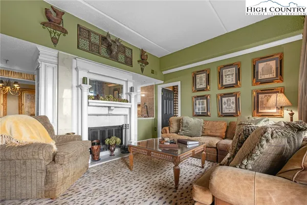 $297,000 | 303 Sugar Top Drive, Unit 2921, Sugar Mountain, NC 28604