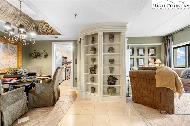 $297,000 | 303 Sugar Top Drive, Unit 2921, Sugar Mountain, NC 28604