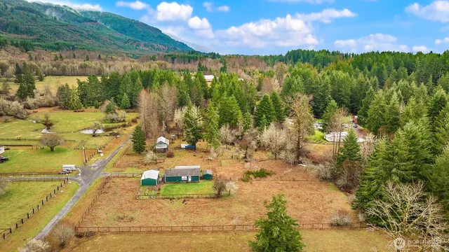 $525,000 | 28110 549th Street East, Ashford, WA 98304