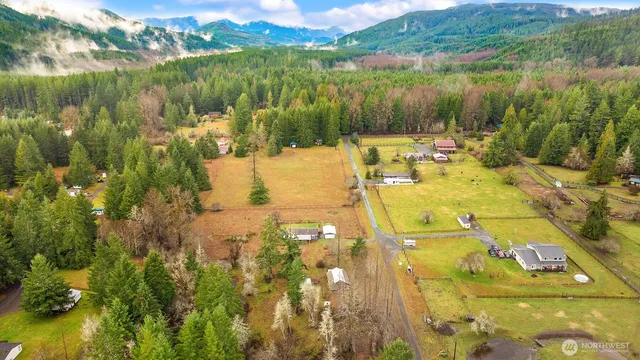 $525,000 | 28110 549th Street East, Ashford, WA 98304