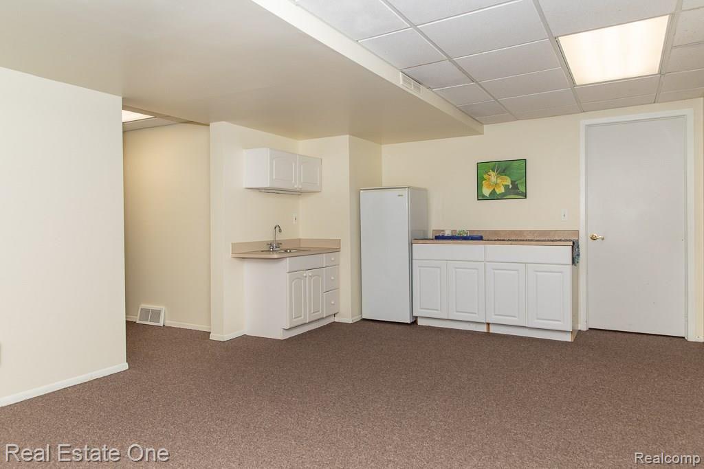 1722 Crooks Road Rochester Hills, MI 48309 - Photo 45 of 53