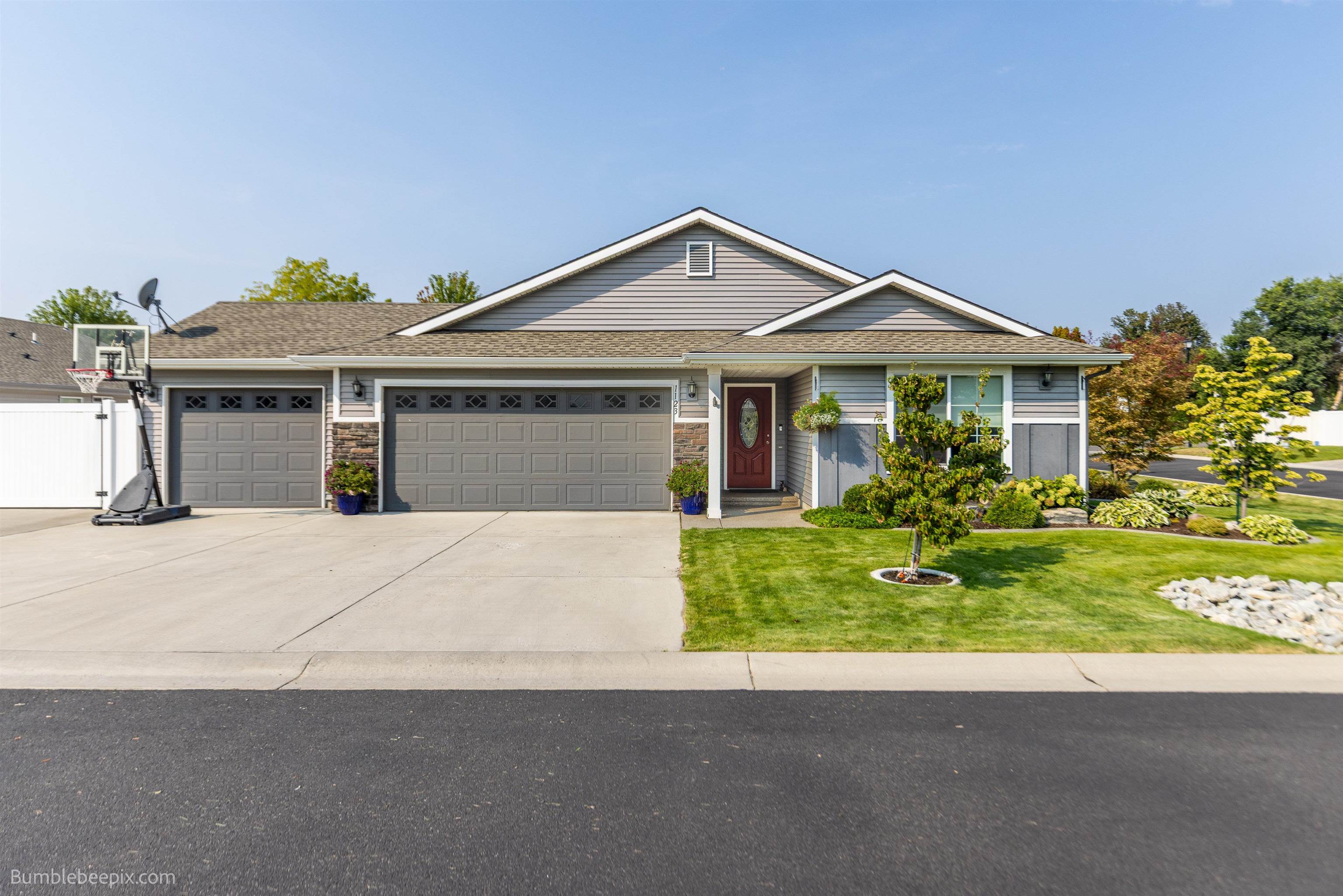 1123 North Marcus Road Spokane Valley, WA 99216 - Photo 2 of 49 Gallery Image 2