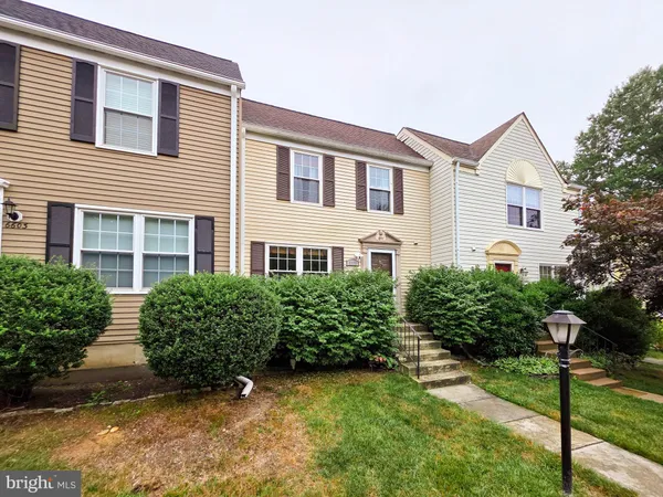 $3,150 | 6605 Rockleigh Way, Alexandria, VA 22315