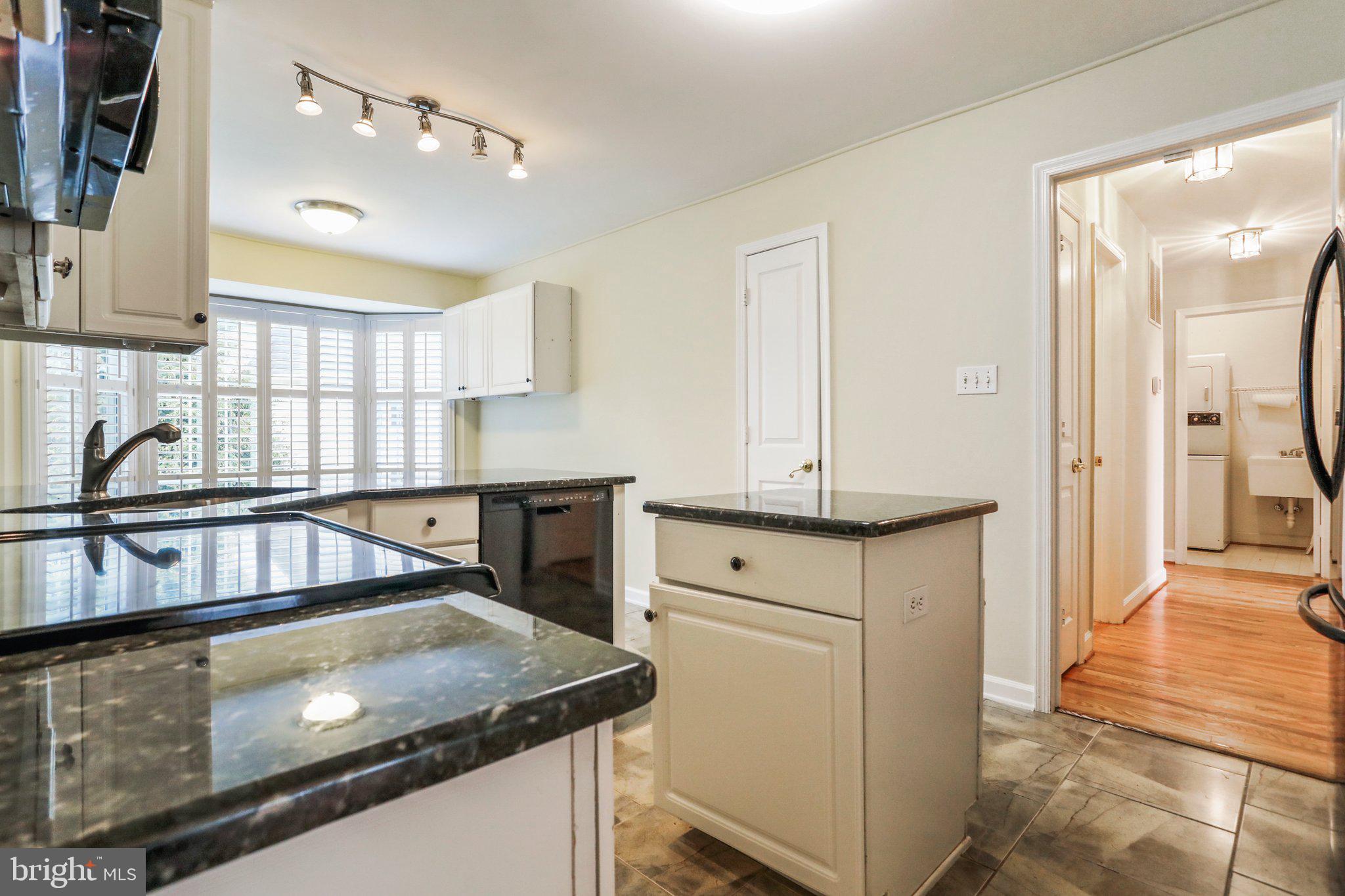 2460 Bear Den Road Frederick, MD 21701 - Photo 9 of 36