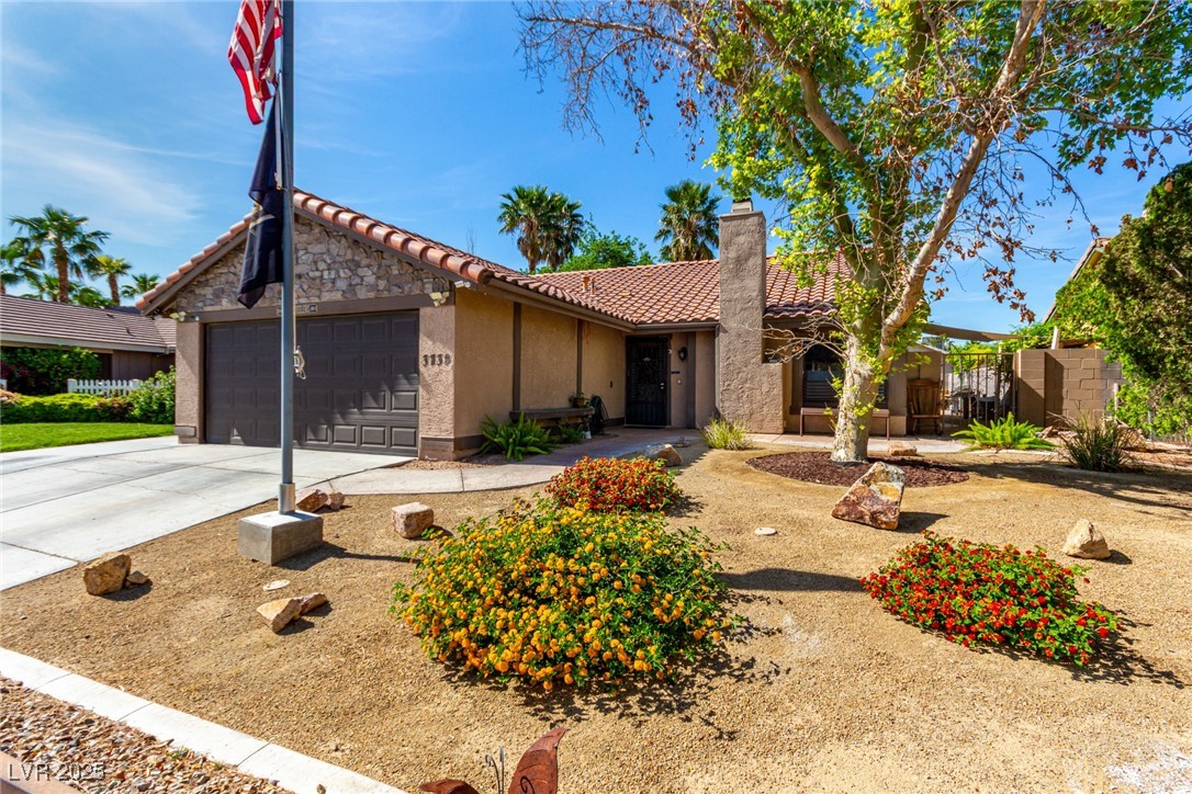 3138 Valleywood Road Henderson, NV 89014 - Photo 4 of 28 Gallery Image 4