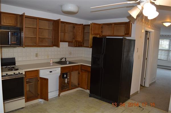 74 Roper Street, Unit E Lowell, MA 01852 - Photo 10 of 12 Gallery Image 10