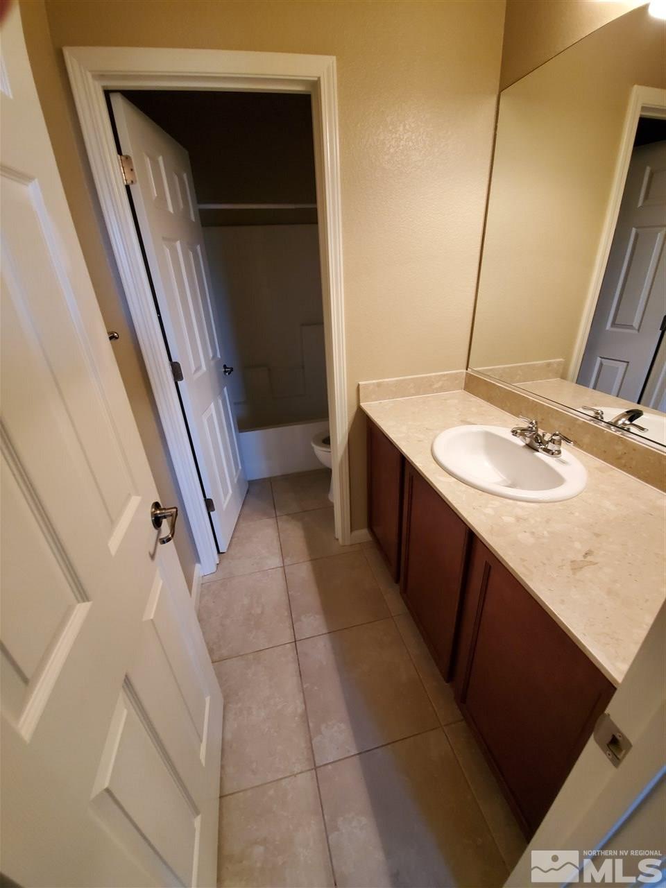 10860 Oakhaven Drive Reno, NV 89521 - Photo 18 of 23 Photo 18