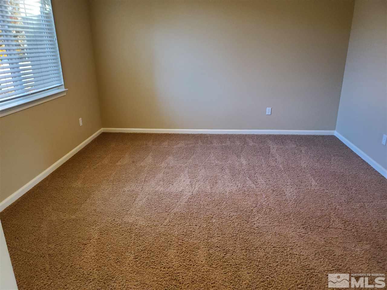 10860 Oakhaven Drive Reno, NV 89521 - Photo 6 of 23 Photo 6