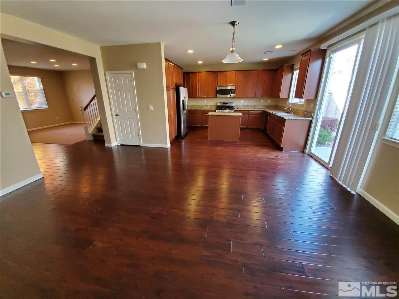 10860 Oakhaven Drive Reno, NV 89521 - Photo 8 of 23 Photo 8