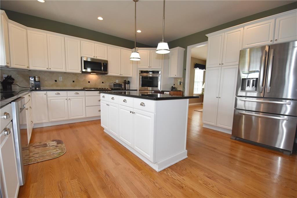 205 Rock Run Road Canonsburg, PA 15317 - Photo 8 of 40 Gallery Image 8