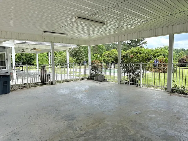 $355,000 | 207 Louis Drive, Folsom, LA 70437