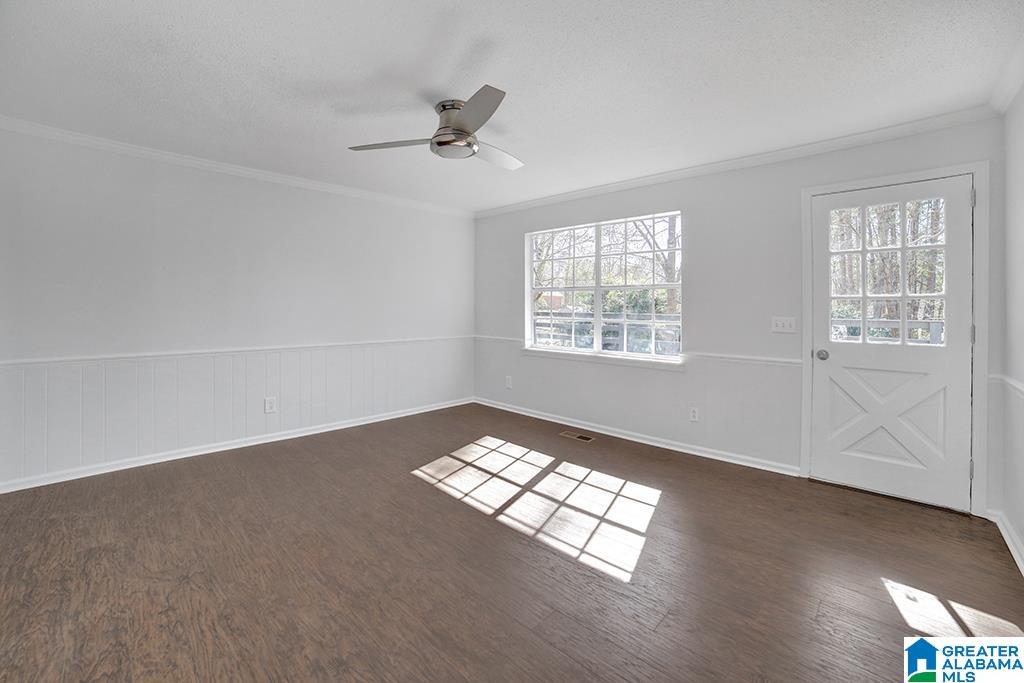 128 Maple Street Alabaster, AL 35114 - Photo 4 of 29