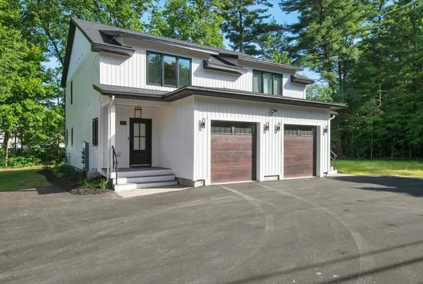 $564,900 | 77 Colchester Point Road, Colchester, VT 05446
