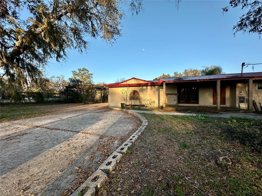 3521 Sumner Road Dover, FL 33527 - Photo 3 of 20 Gallery Image 3