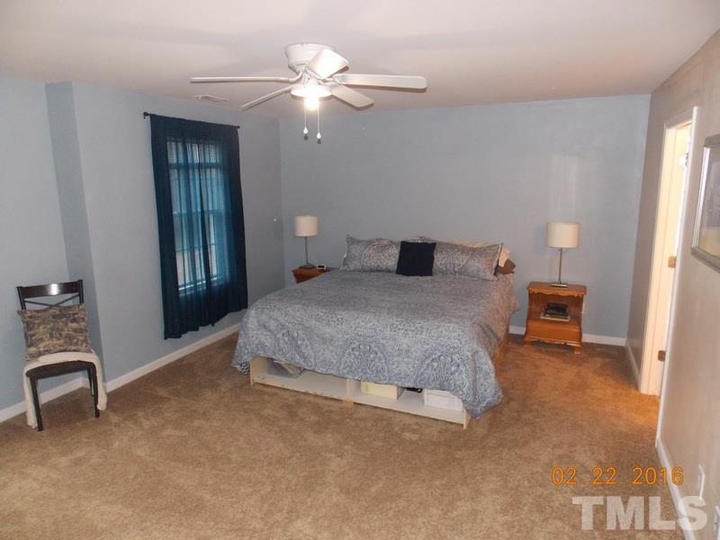 3111 Guiding Light Road Raleigh, NC 27610 - Photo 8 of 17