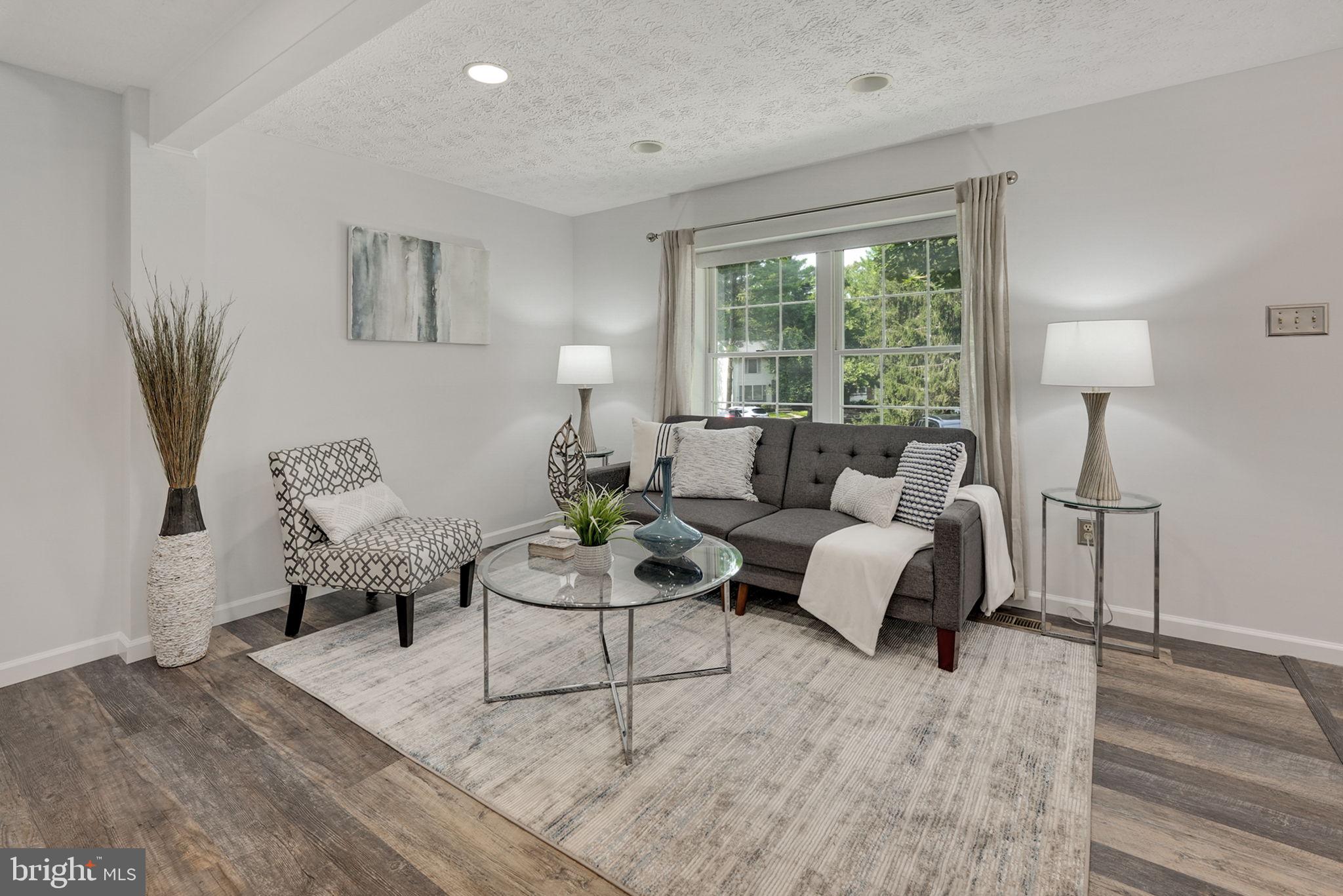 11520 Underoak Court Reston, VA 20191 - Photo 4 of 40 Gallery Image 4