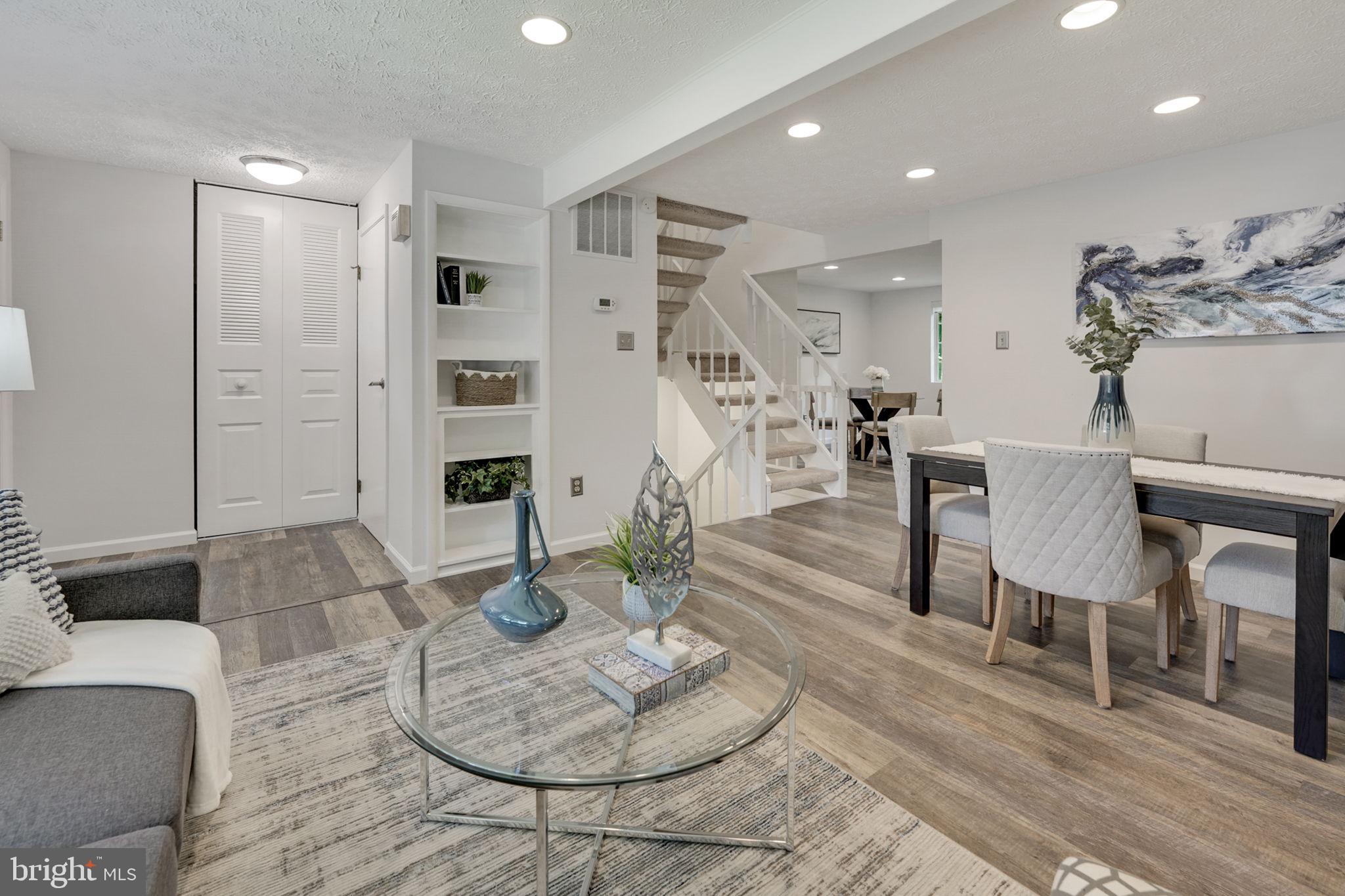 11520 Underoak Court Reston, VA 20191 - Photo 5 of 40 Gallery Image 5