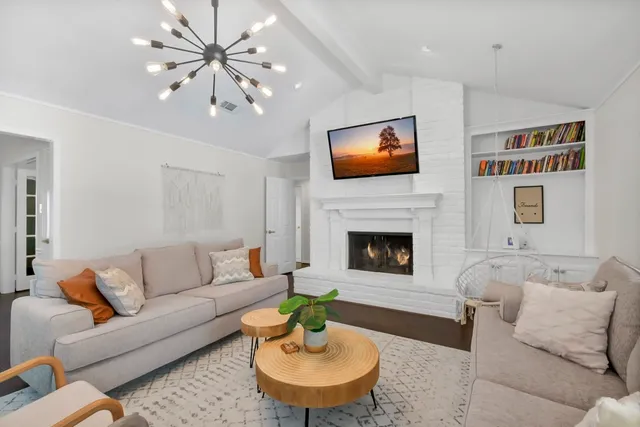 $4,850 | 15309 Glamorgan Drive, Jersey Village, TX 77040