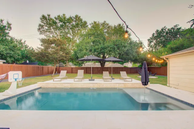 $4,850 | 15309 Glamorgan Drive, Jersey Village, TX 77040