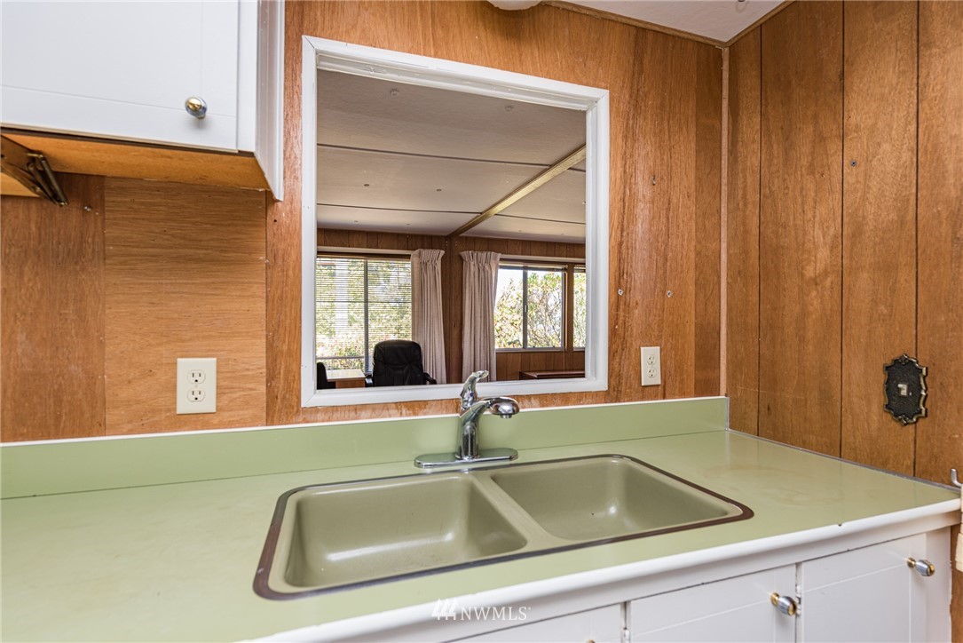 930 Madrona Way Sequim, WA 98382 - Photo 13 of 40 Gallery Image 13