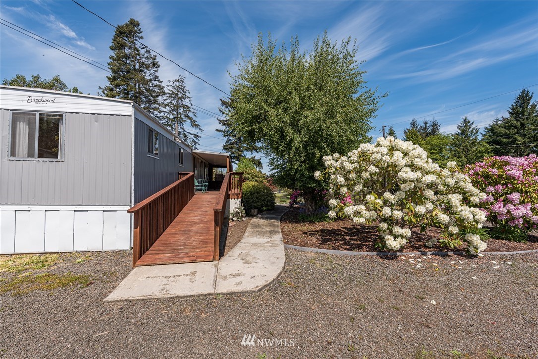 930 Madrona Way Sequim, WA 98382 - Photo 4 of 40 Gallery Image 4