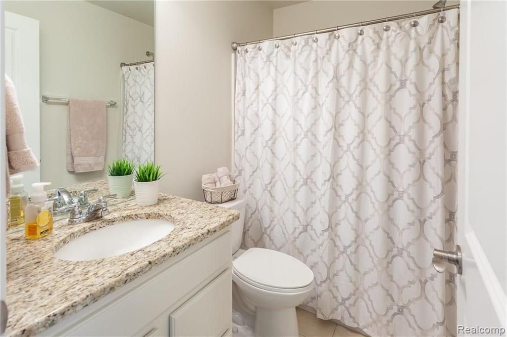 2617 Helmsdale Circle, Unit 62 Rochester Hills, MI 48307 - Photo 26 of 32