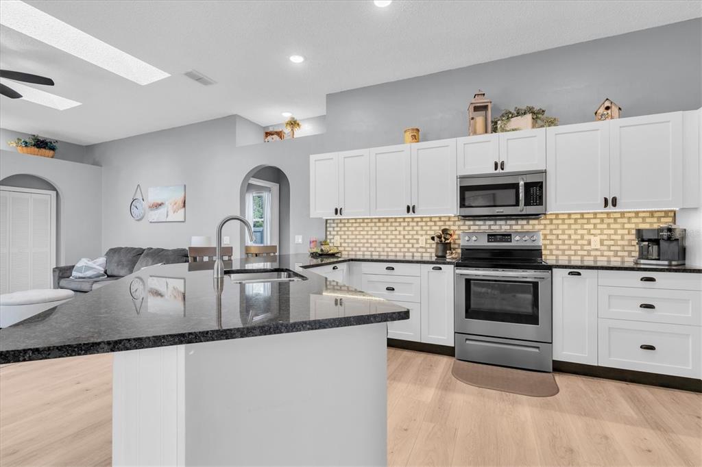 4851 Deer Lodge Road New Port Richey, FL 34655 - Photo 4 of 44 Gallery Image 4