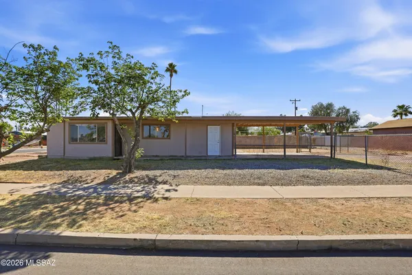 $275,000 | 3402 East 27th Street, Tucson, AZ 85713