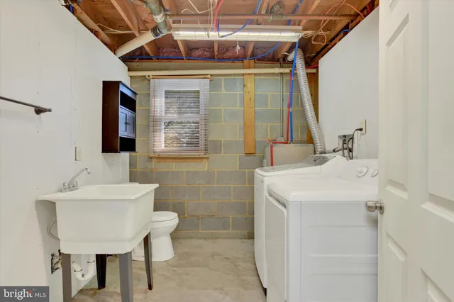 $300,000 | 258 Camp Ground Road, Dillsburg, PA 17019