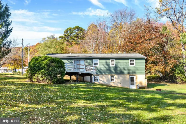 $300,000 | 258 Camp Ground Road, Dillsburg, PA 17019