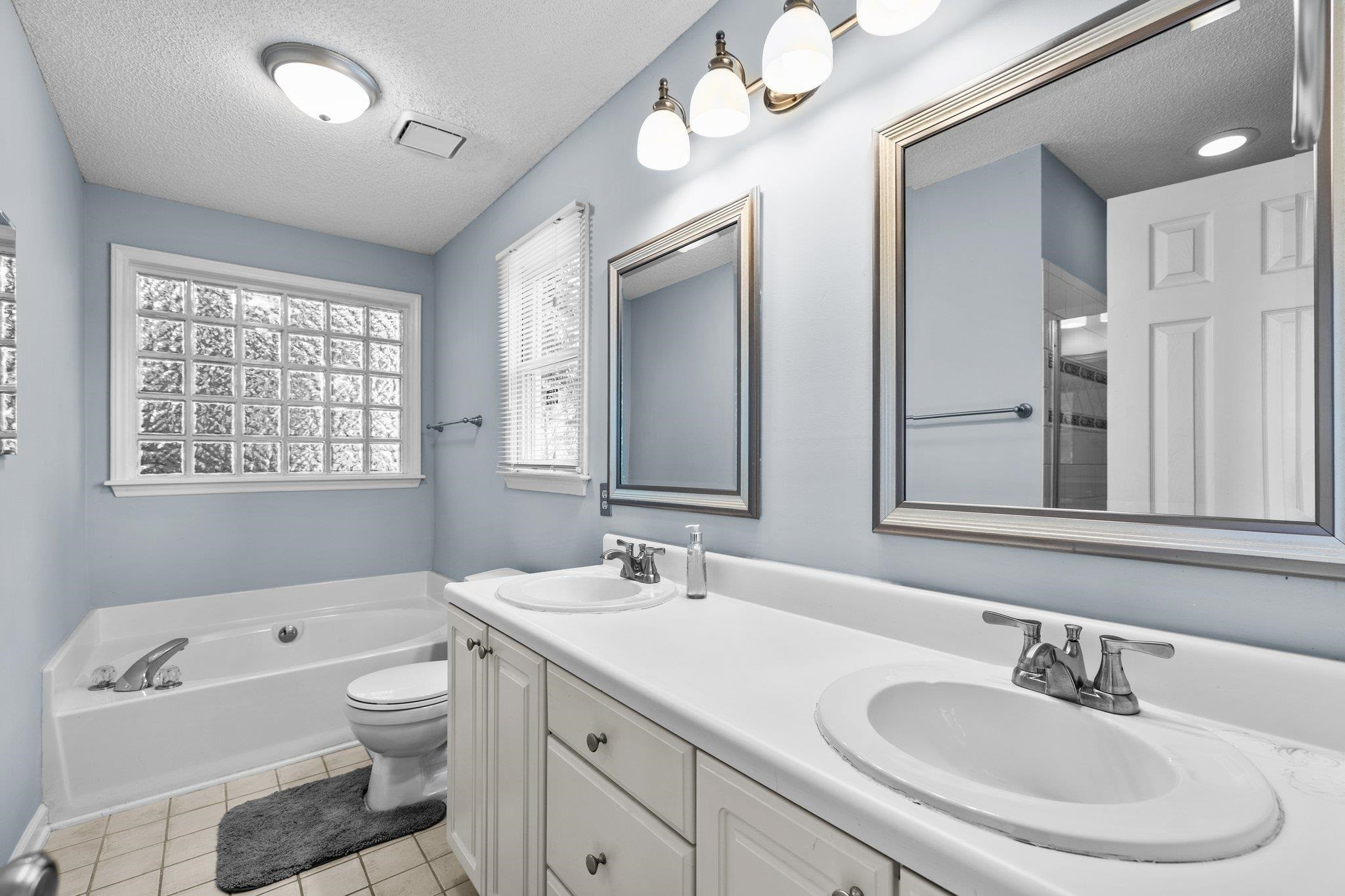 4616 Atterbury Court Raleigh, NC 27604 - Photo 14 of 20 Photo 14