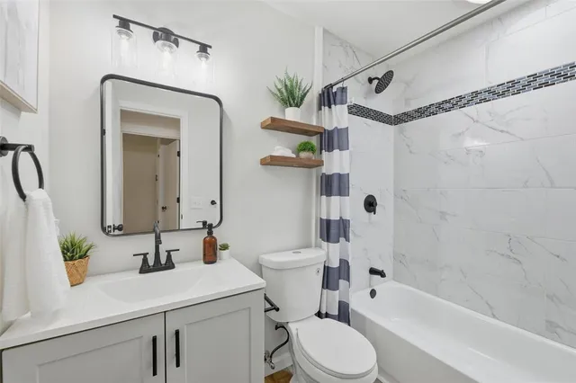 $289,900 | 214 Bluebonnet Trail, Keene, TX 76059