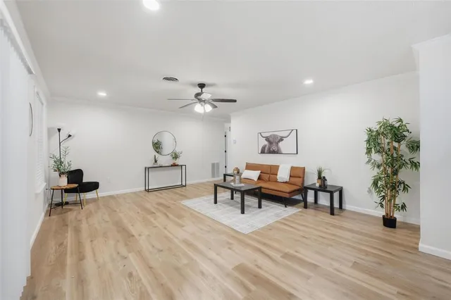 $289,900 | 214 Bluebonnet Trail, Keene, TX 76059