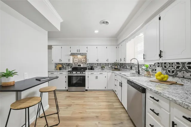 $289,900 | 214 Bluebonnet Trail, Keene, TX 76059