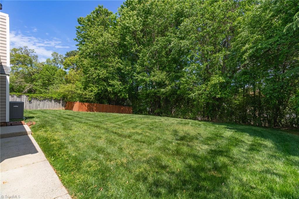 4710 Eagle Rock Road Greensboro, NC 27410 - Photo 23 of 36