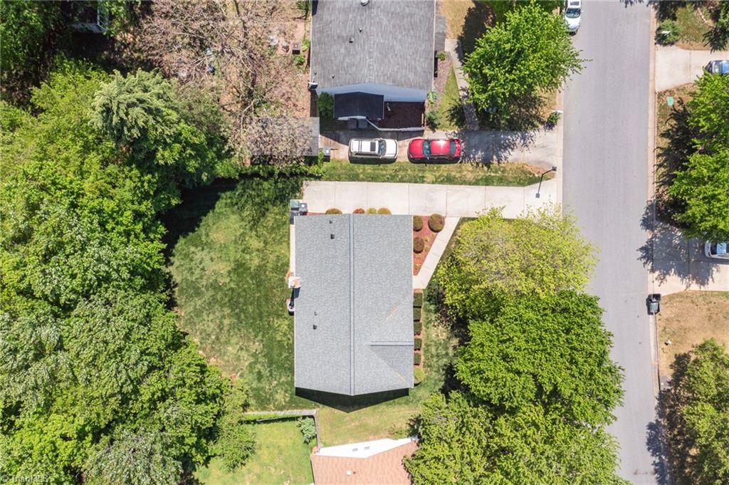 4710 Eagle Rock Road Greensboro, NC 27410 - Photo 28 of 36