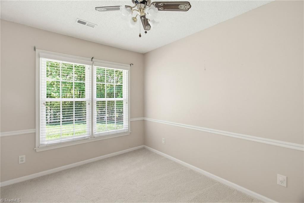 4710 Eagle Rock Road Greensboro, NC 27410 - Photo 8 of 36