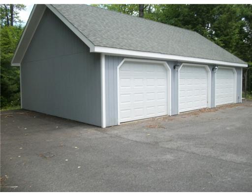 438 Scotts Neck Road Ellsworth, ME 04605 - Photo 3 of 5 Parking Lot/Garage.