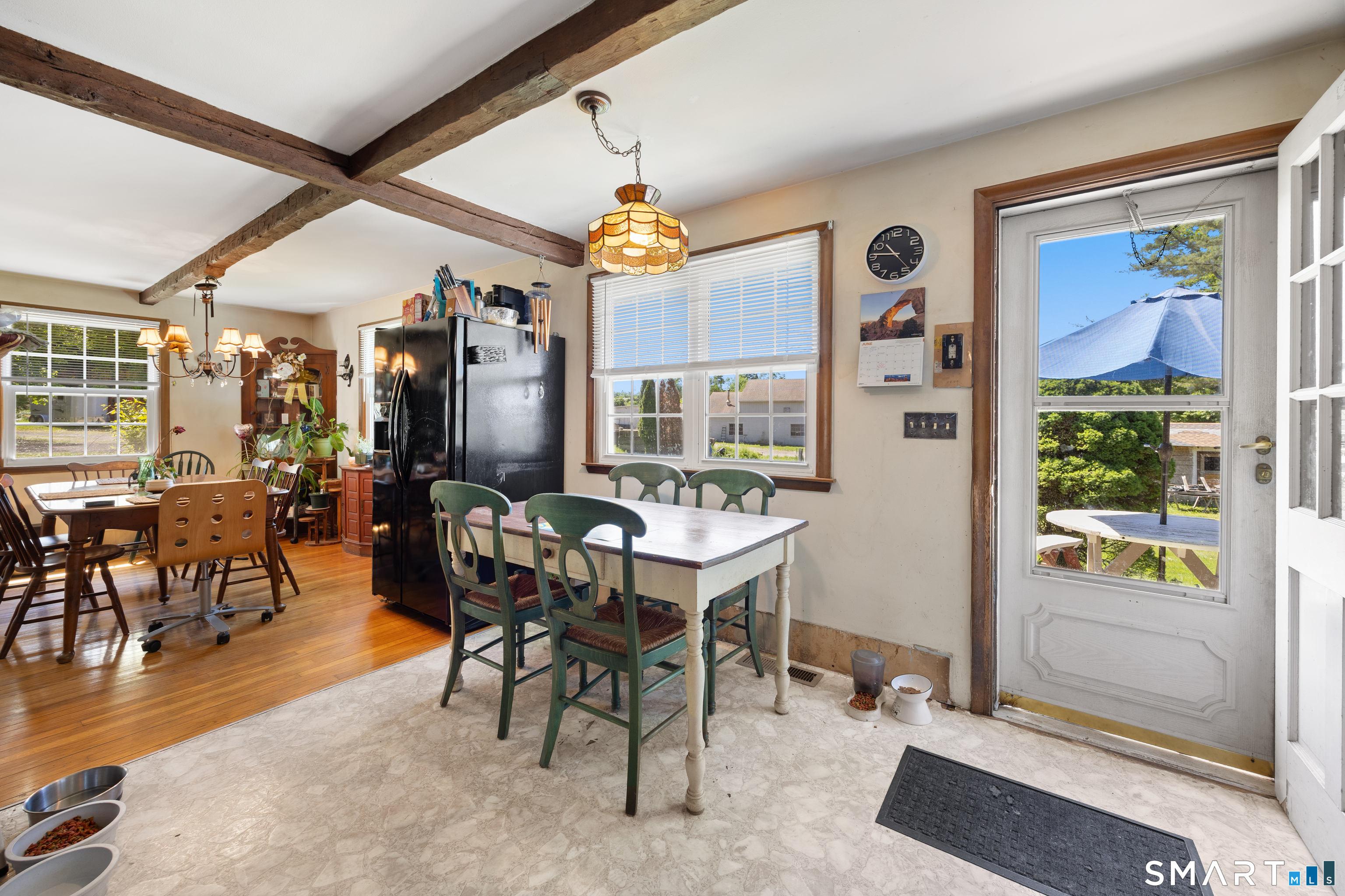 186 Schaffer Road Bethany, CT 06524 - Photo 6 of 34