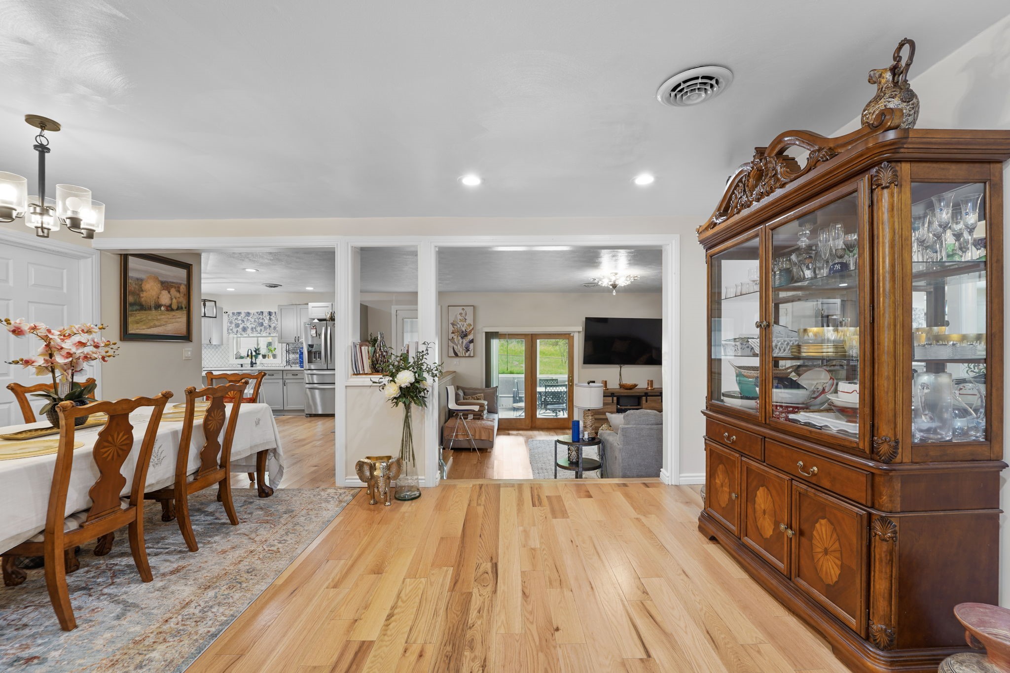 1024 Reynolds Road Johnson City, NY 13790 - Photo 10 of 29