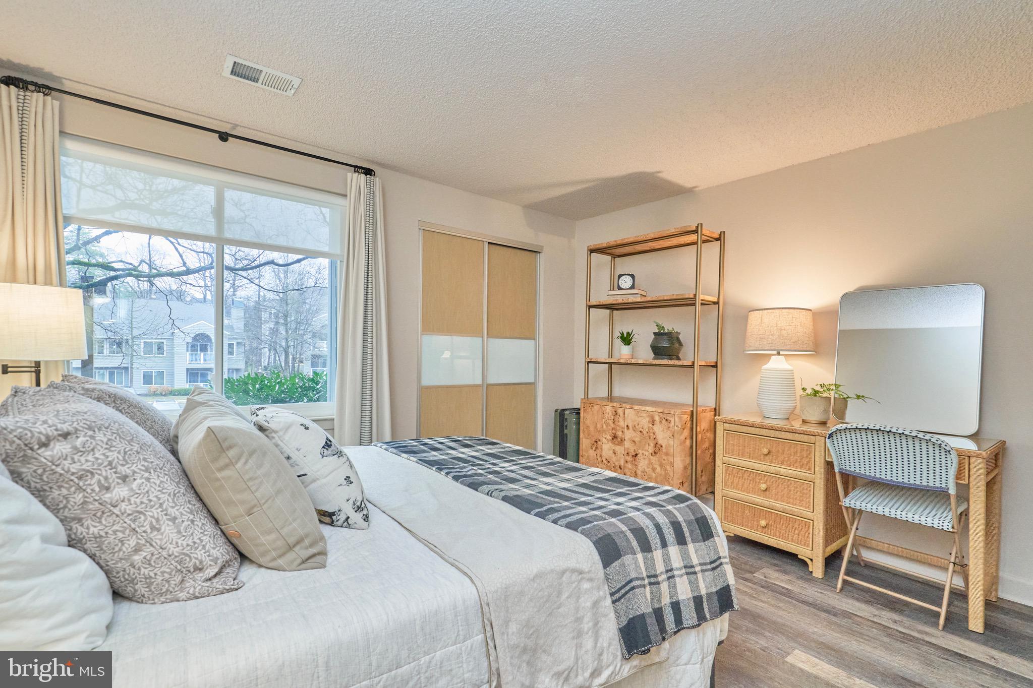 11703 Summerchase Circle Reston, VA 20194 - Photo 23 of 33 Matching designer closet doors