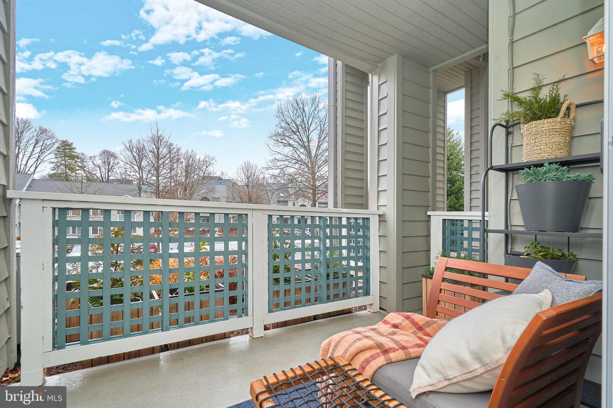 11703 Summerchase Circle Reston, VA 20194 - Photo 29 of 33 Enjoy your private patio