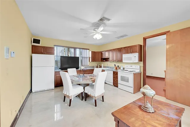 $8,500 | 4200 Coral Hills Drive, Coral Springs, FL 33065