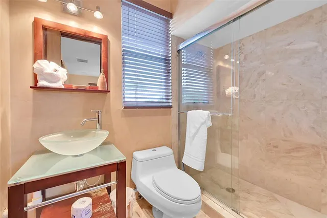 $8,500 | 4200 Coral Hills Drive, Coral Springs, FL 33065