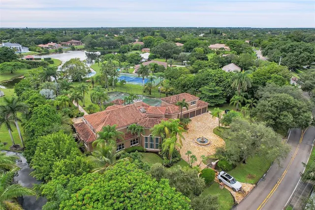 $8,500 | 4200 Coral Hills Drive, Coral Springs, FL 33065