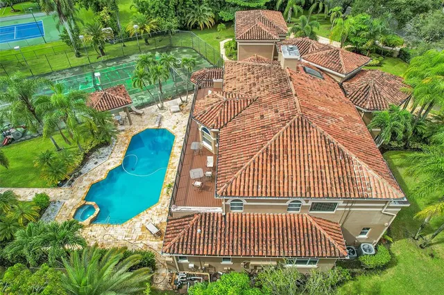 $8,500 | 4200 Coral Hills Drive, Coral Springs, FL 33065